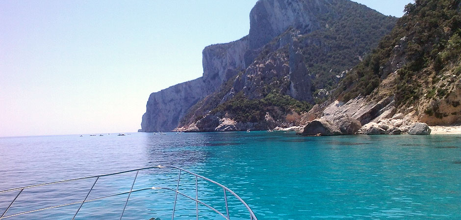 CHARTER SARDINIA - Un tuffo nel BLU